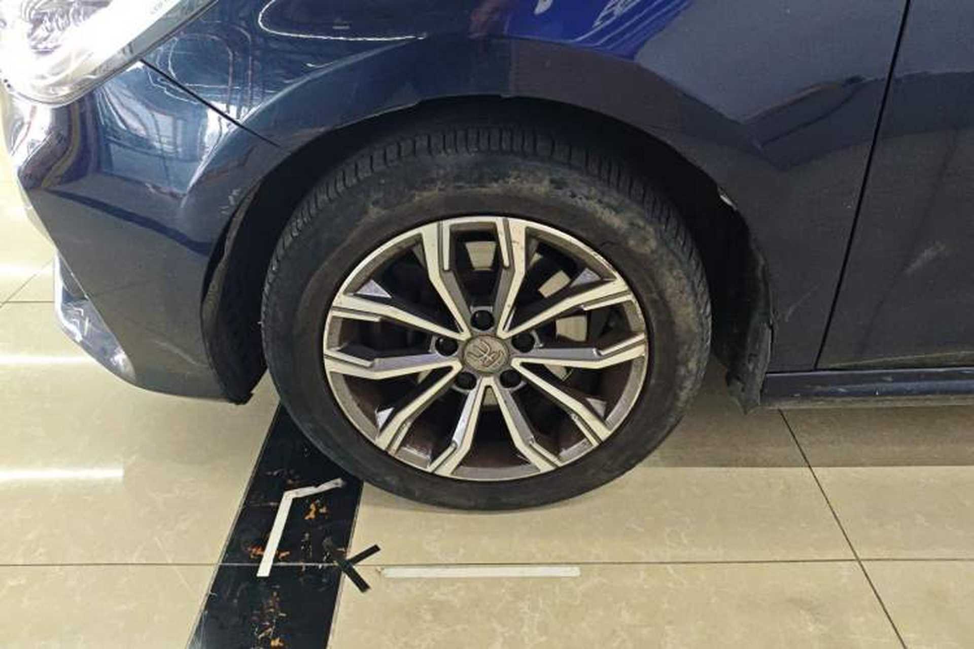 Used BYD Song MAX 2019 1.5T Automatic Smart Connect ZhiLian RuiDong Model 7 Seats China V Emission Standard Exterior 1