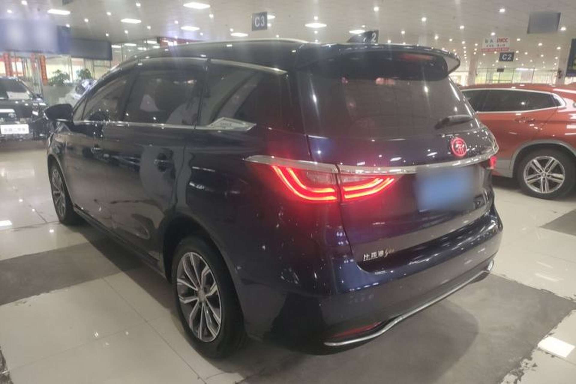 Used BYD Song MAX 2019 1.5T Automatic Smart Connect Prestige 7-Seater China VI Standard Exterior 2