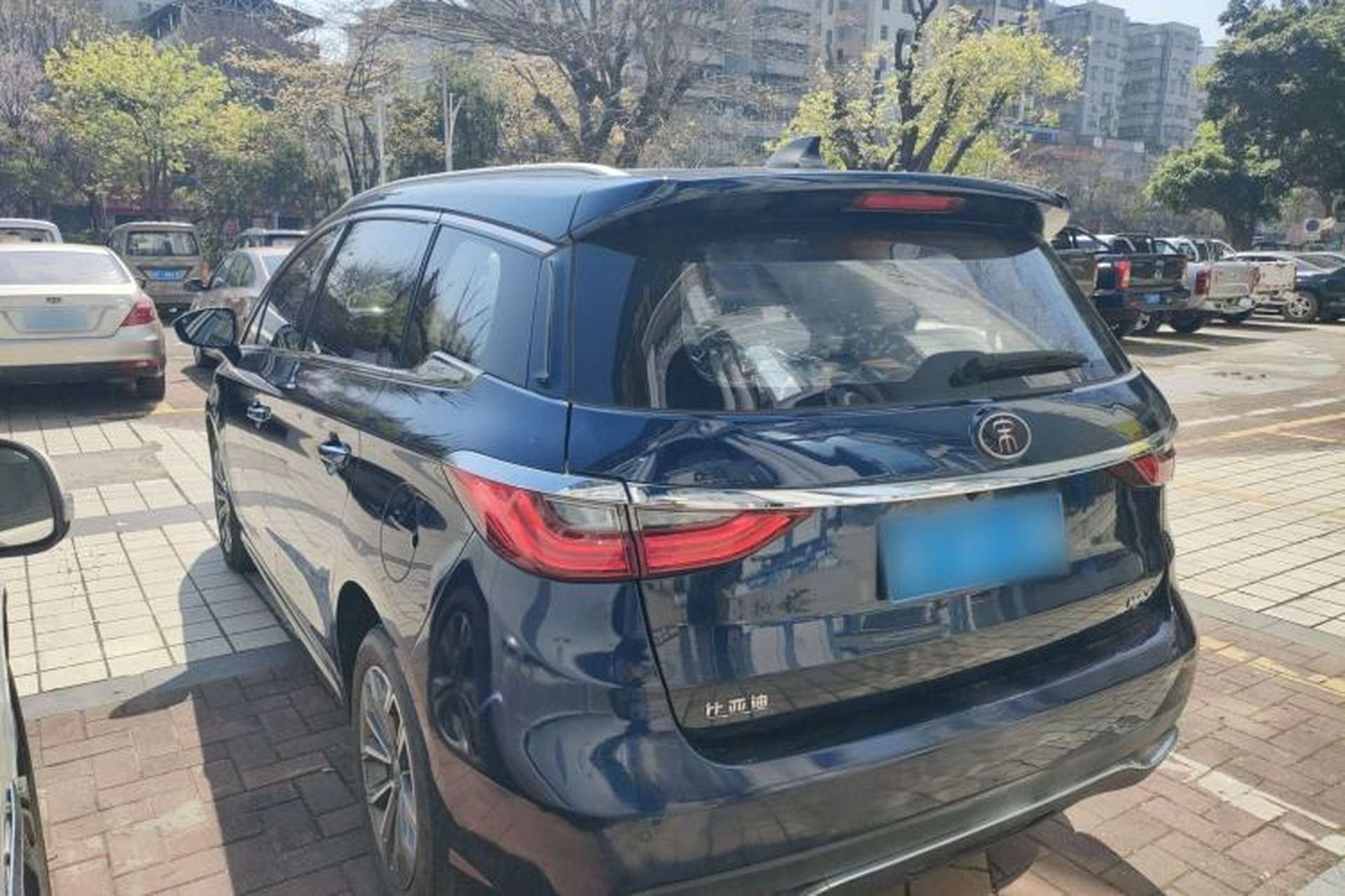 Used BYD Song MAX 2019 1.5T Automatic Smart Connect Prestige 7-Seater China V Standard Exterior 2