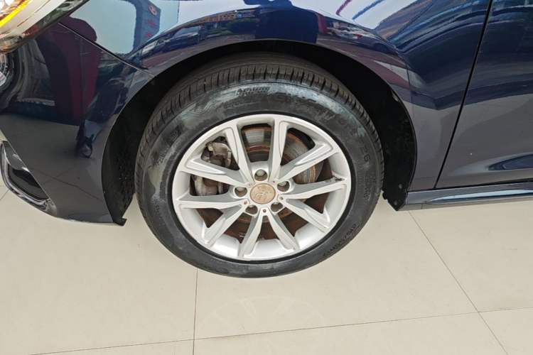 Used BYD Song MAX 2019 1.5T Manual Smart Connect Ruiyi Sunroof Model 7 Seats China VI Standard Exterior 4