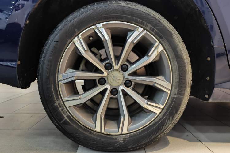 Used BYD Song MAX 2019 1.5T Automatic Smart Connect ZhiLian RuiDong 6-Seater China V Standard Exterior 4