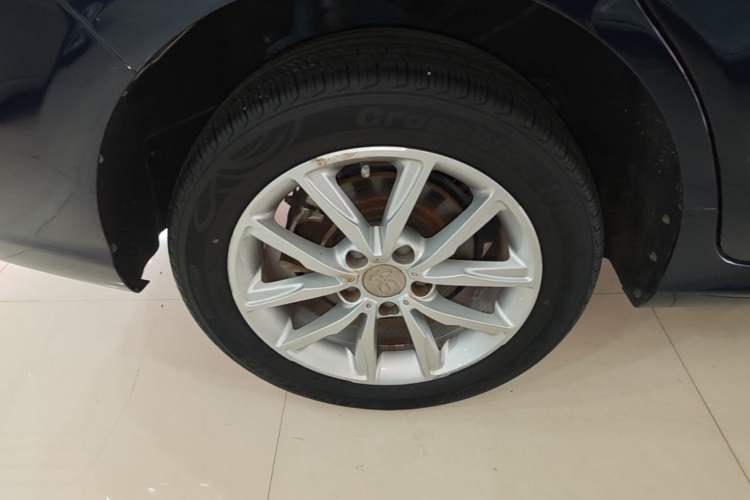 Used BYD Song MAX 2019 1.5T Manual Smart Connect Ruiyi Sunroof Model 7 Seats China VI Standard Exterior 5