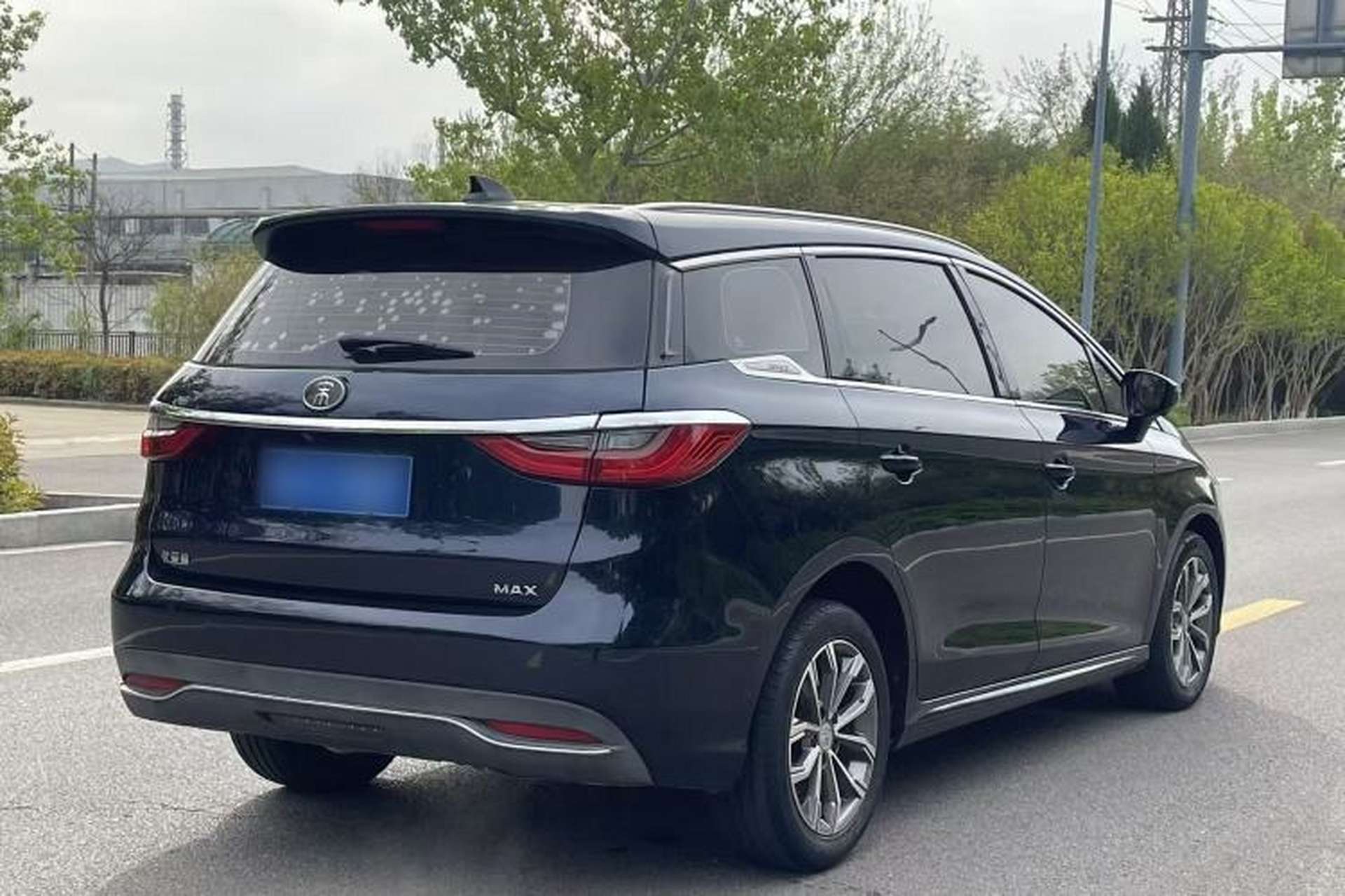 Used BYD Song MAX 2019 1.5T Automatic Smart Connect ZhiLian RuiDong Model 7 Seats China V Emission Standard Exterior 5