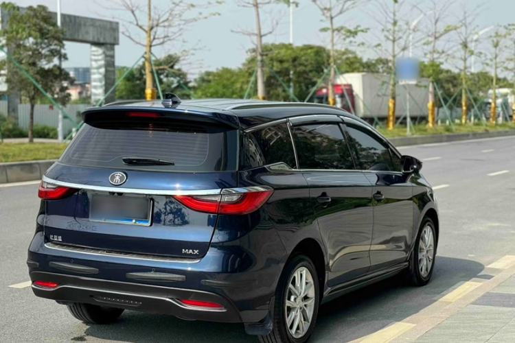 Used BYD Song MAX 2019 1.5T Manual Smart Connect Ruiyi Sunroof Model 6 Seats China VI Standard Exterior 8