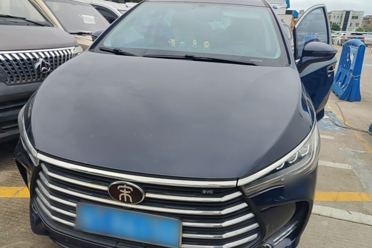 Used BYD Song MAX 2019 1.5T Manual Smart Connect Ruiyi Sunroof Model 6 Seats China VI Standard Front