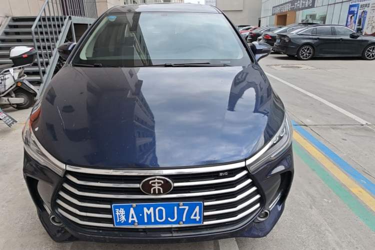 Used BYD Song MAX 2019 1.5T Automatic Smart Connect Luxe Model 7 Seats China VI Standard Front