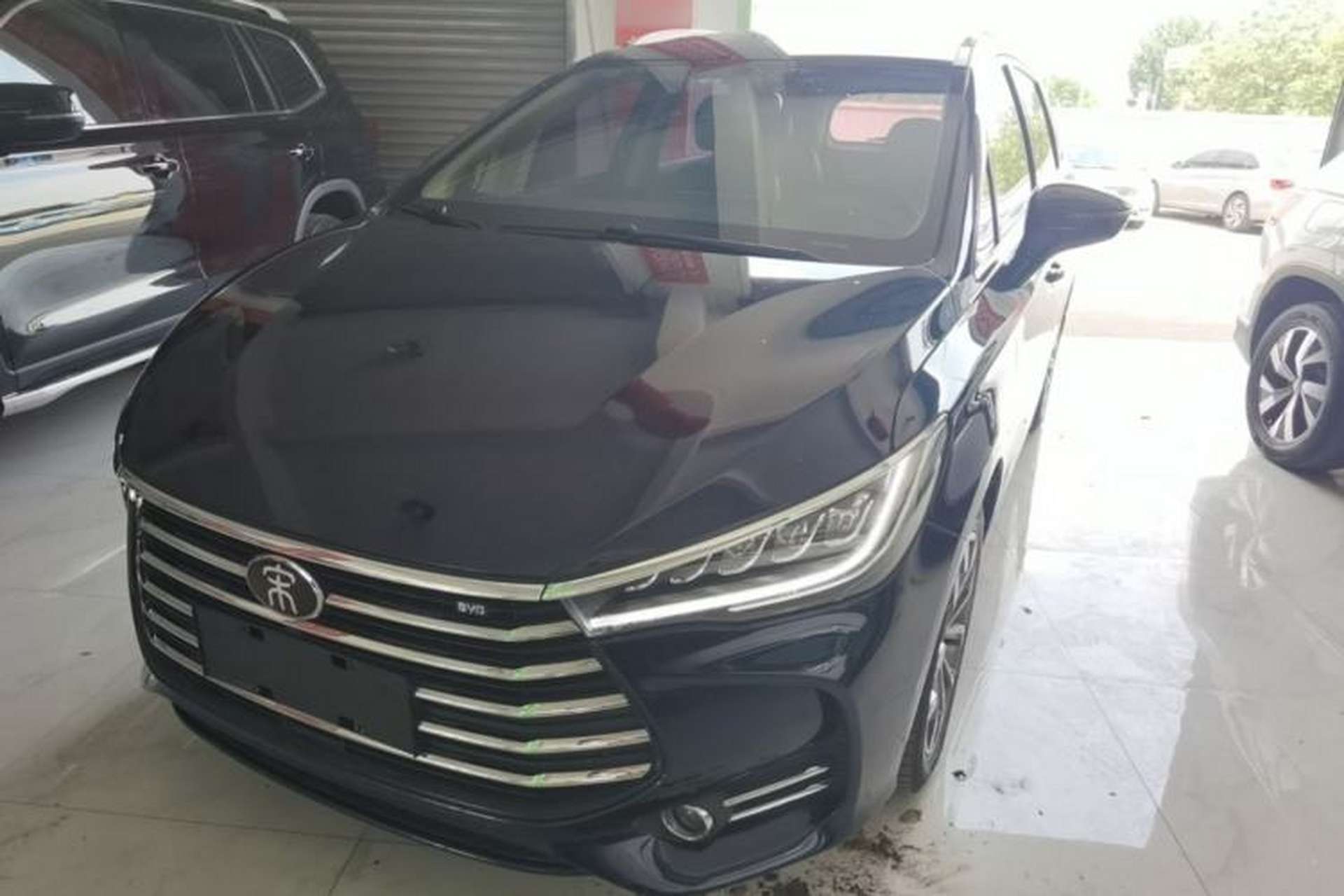 Used BYD Song MAX 2019 1.5T Automatic Smart Connect Ruiyi Sunroof Version 6 Seats China VI Standard Front Left 45 Deg