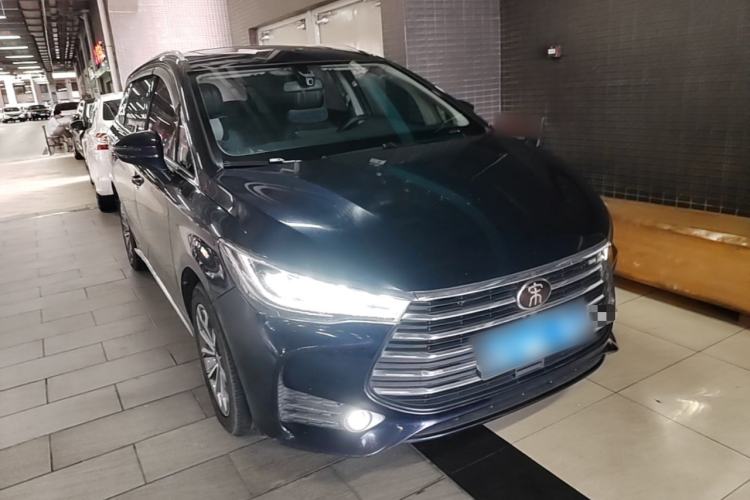 Used BYD Song MAX 2019 1.5T Automatic Smart Connect Ruiyi Sunroof Model 7 Seats China VI Standard Front Right 45 Deg