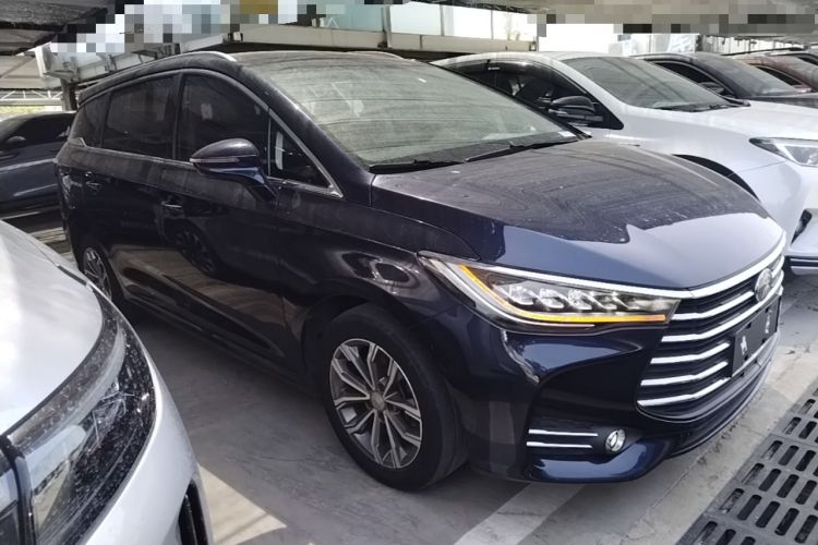Used BYD Song MAX 2019 1.5T Automatic Smart Connect Prestige 7-Seater China V Standard Front Right 45 Deg