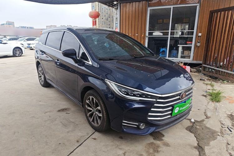 Used BYD Song MAX 2019 1.5T Automatic Smart Connect Prestige Model 6 Seats China V Standard Front Right 45 Deg