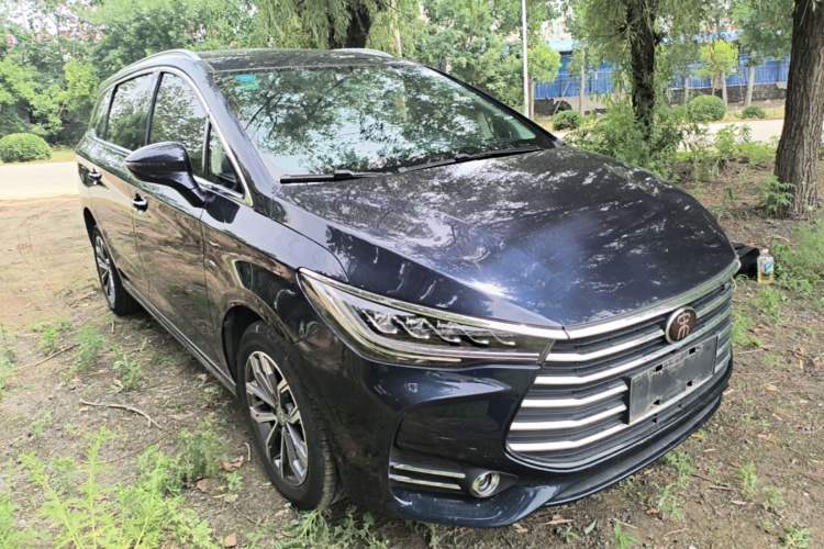 Used BYD Song MAX 2019 1.5T Automatic Smart Connect Ruiyi Sunroof Version 6 Seats China VI Standard Front Right 45 Deg