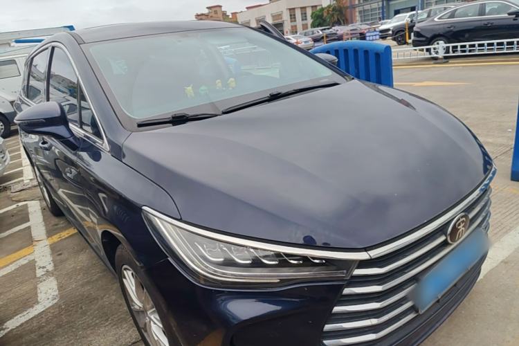 Used BYD Song MAX 2019 1.5T Manual Smart Connect Ruiyi Sunroof Model 6 Seats China VI Standard Front Right 45 Deg