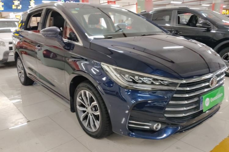 Used BYD Song MAX 2019 1.5T Automatic Smart Connect Ruiyi Sunroof Model 7 Seats China VI Standard Front Right 45 Deg