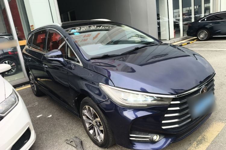 Used BYD Song MAX 2019 1.5T Automatic Smart Connect ZhiLian RuiDong 6-Seater China V Standard Front Right 45 Deg