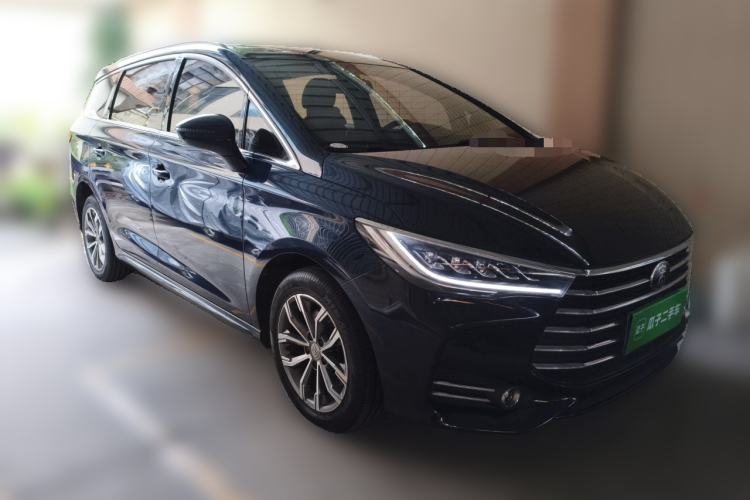 Used BYD Song MAX 2019 1.5T Automatic Smart Connect Ruiyi Model 7 Seats China V Emission Standard Front Right 45 Deg