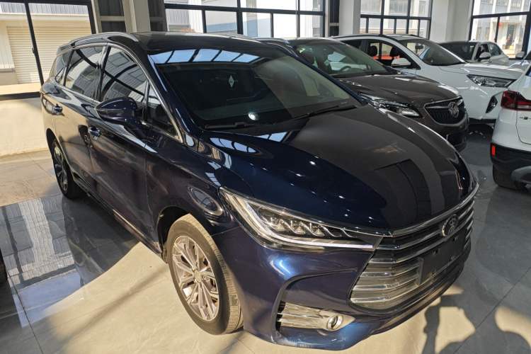 Used BYD Song MAX 2019 1.5T Automatic Smart Connect Ruiyi Sunroof Version 6 Seats China VI Standard Front Right 45 Deg