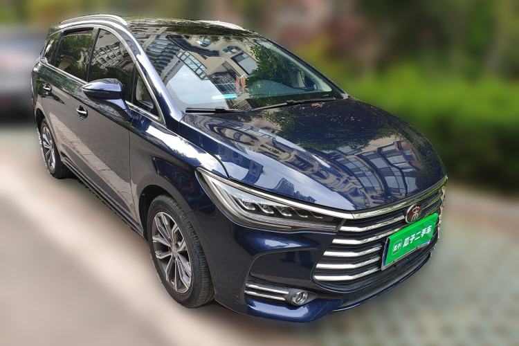 Used BYD Song MAX 2019 1.5T Automatic Smart Connect ZhiLian RuiDong 6-Seater China V Standard Front Right 45 Deg