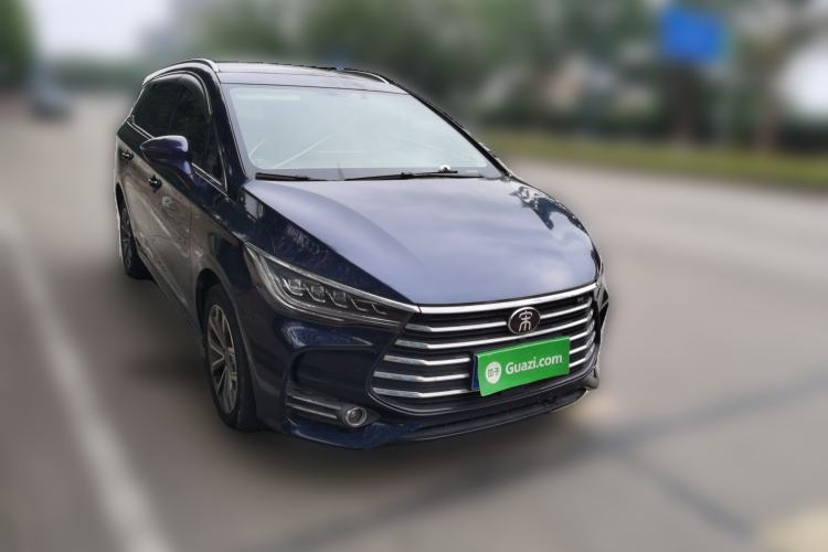 Used BYD Song MAX 2019 1.5T Automatic Smart Connect Prestige 7-Seater China VI Standard Front Right 45 Deg