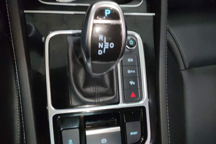 Used BYD Song MAX 2019 1.5T Automatic Smart Connect Prestige 7-Seater China VI Standard Gear Lever