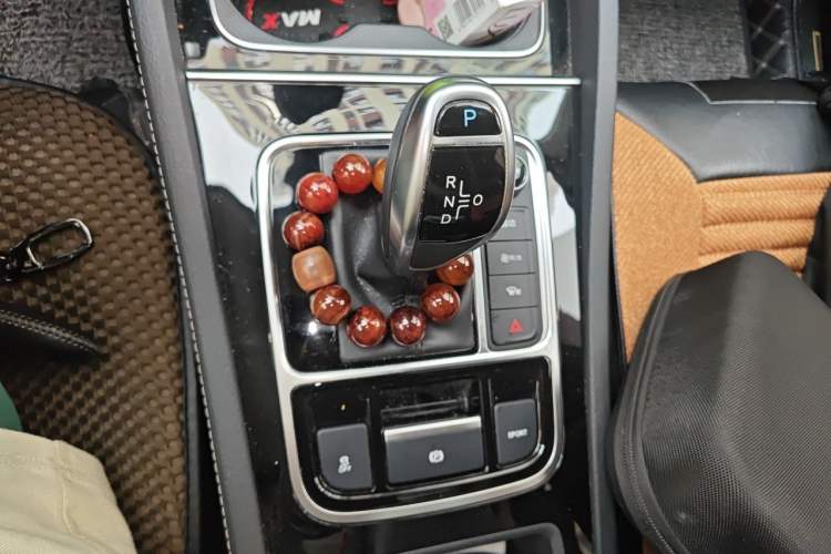 Used BYD Song MAX 2019 1.5T Automatic SmartConnect ZhiLian RuiDong Edition with 6 Seats China VI Standard Gear Lever