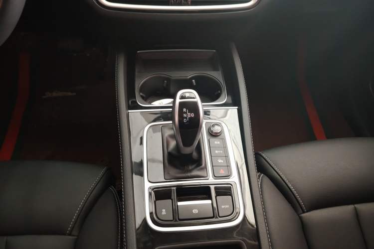 Used BYD Song MAX 2019 1.5T Automatic Smart Connect Ruiyi Sunroof Version 6 Seats China VI Standard Gear Lever