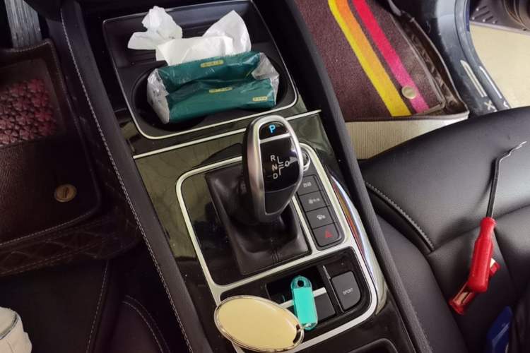 Used BYD Song MAX 2019 1.5T Automatic Smart Connect Ruiyi Sunroof Model 7 Seats China VI Standard Gear Lever