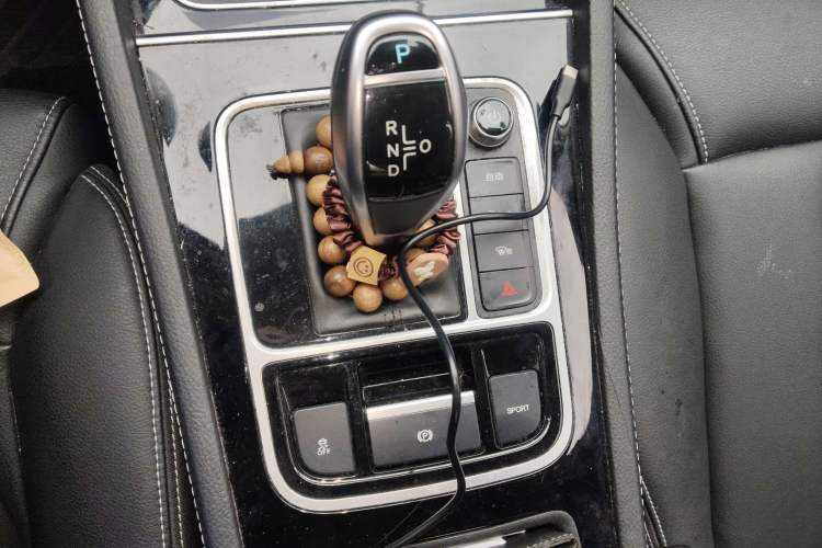 Used BYD Song MAX 2019 1.5T Automatic Smart Connect Prestige Model 6 Seats China VI Standard Gear Lever