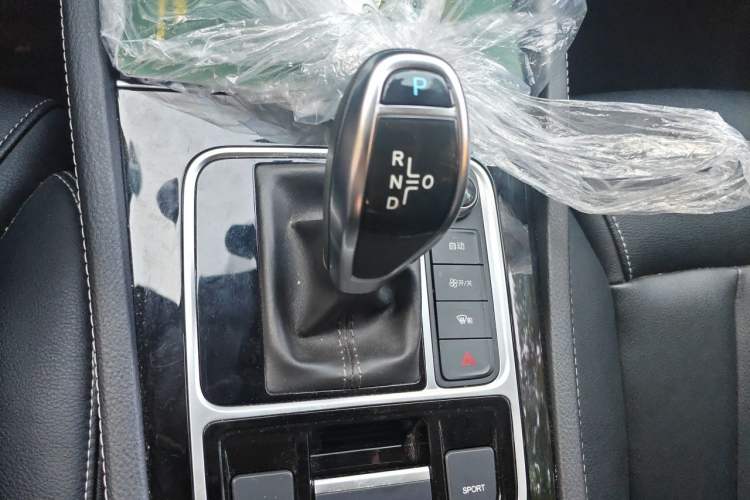 Used BYD Song MAX 2019 1.5T Automatic Smart Connect Prestige Model 6 Seats China VI Standard Gear Lever