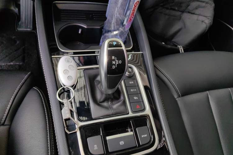 Used BYD Song MAX 2019 1.5T Automatic Smart Connect Ruiyi Sunroof Model 7 Seats China VI Standard Gear Lever
