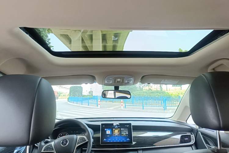 Used BYD Song MAX 2019 1.5T Automatic Smart Connect Ruiyi Sunroof Version 6 Seats China VI Standard Headliner