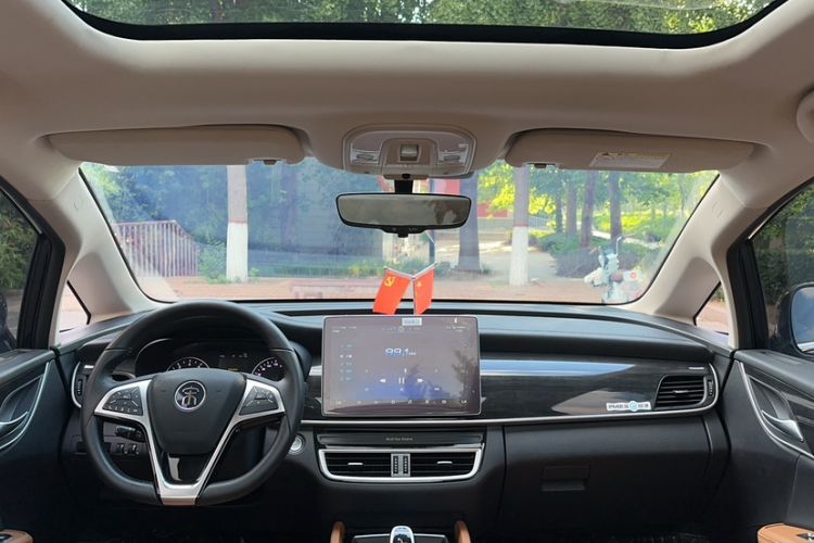 Used BYD Song MAX 2019 1.5T Automatic Smart Connect ZhiLian RuiDong 6-Seater China V Standard Headliner