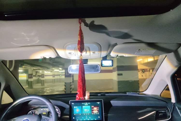 Used BYD Song MAX 2019 1.5T Automatic Smart Connect ZhiLian RuiDong Model 7 Seats China V Emission Standard Headliner