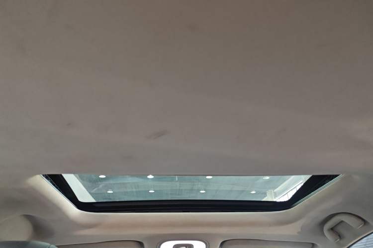 Used BYD Song MAX 2019 1.5T Automatic Smart Connect Ruiyi Sunroof Version 6 Seats China VI Standard Headliner