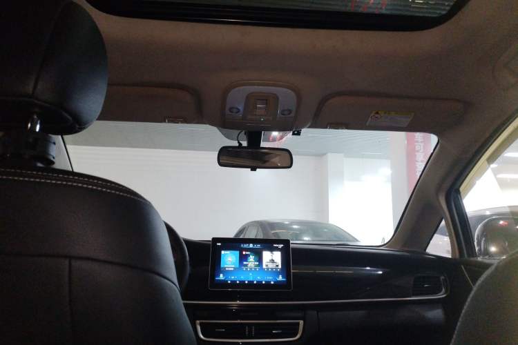 Used BYD Song MAX 2019 1.5T Manual Smart Connect Ruiyi Model 7 Seats China V Emission Standard Headliner