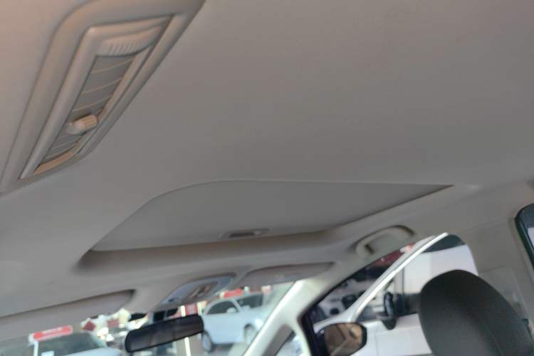 Used BYD Song MAX 2019 1.5T Automatic Smart Connect Ruiyi Sunroof Model 7 Seats China VI Standard Headliner