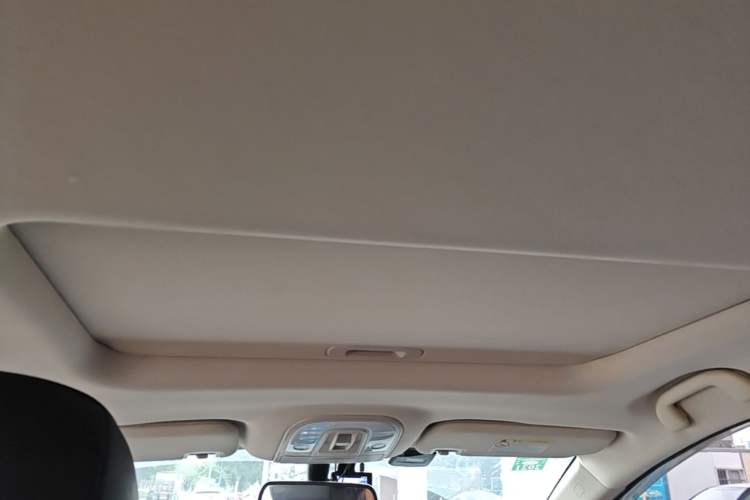 Used BYD Song MAX 2019 1.5T Manual Smart Connect Ruiyi Sunroof Model 6 Seats China VI Standard Headliner