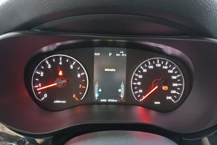 Used BYD Song MAX 2019 1.5T Automatic Smart Connect Prestige Model 6 Seats China VI Standard Instrument Cluster