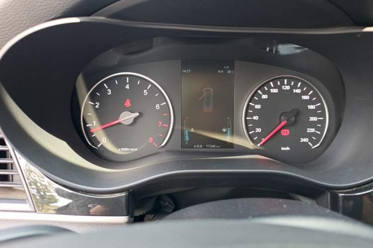 Used BYD Song MAX 2019 1.5T Manual Smart Connect Ruiyi Sunroof Model 7 Seats China VI Standard Instrument Cluster