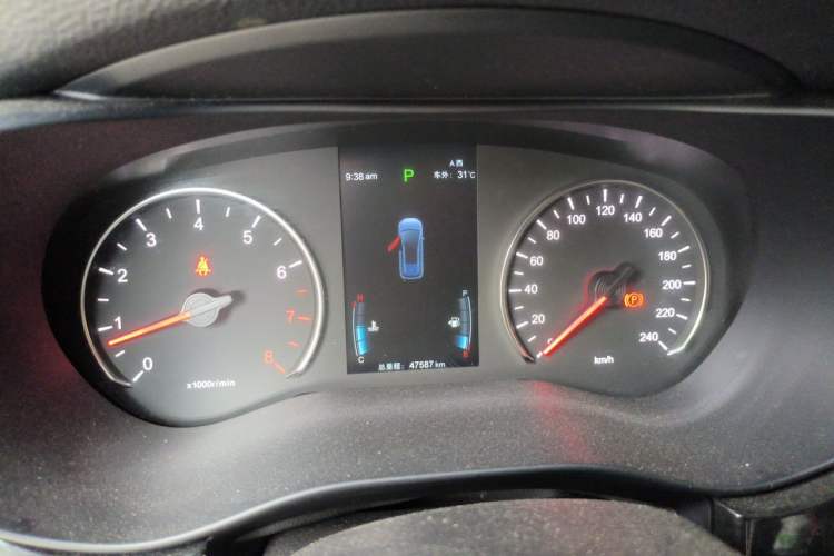 Used BYD Song MAX 2019 1.5T Automatic Smart Connect Ruiyi Sunroof Version 6 Seats China VI Standard Instrument Cluster