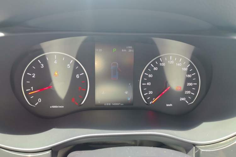 Used BYD Song MAX 2019 1.5T Automatic Smart Connect Ruiyi Sunroof Model 7 Seats China VI Standard Instrument Cluster