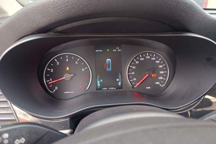 Used BYD Song MAX 2019 1.5T Automatic Smart Connect Ruiyi Sunroof Version 6 Seats China VI Standard Instrument Cluster