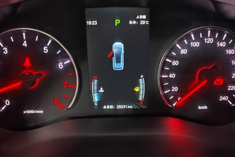 Used BYD Song MAX 2019 1.5T Automatic Smart Connect Ruiyi Sunroof Model 7 Seats China VI Standard Instrument Cluster
