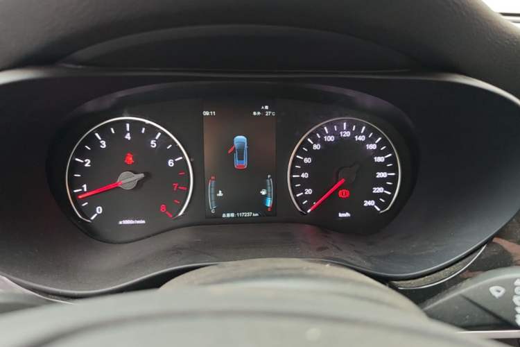 Used BYD Song MAX 2019 1.5T Automatic Smart Connect Luxe Model 7 Seats China VI Standard Instrument Cluster