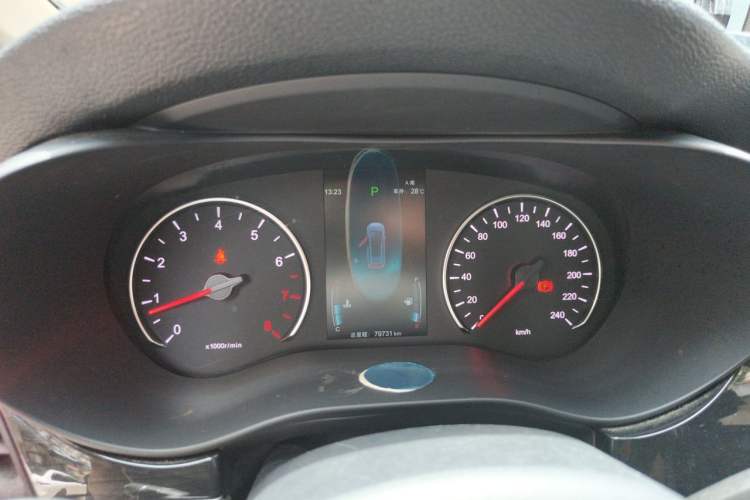 Used BYD Song MAX 2019 1.5T Automatic Smart Connect Prestige Model 6 Seats China VI Standard Instrument Cluster
