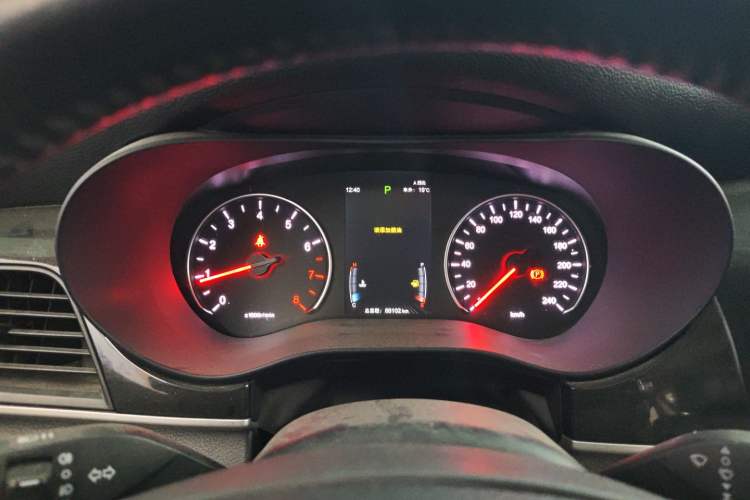 Used BYD Song MAX 2019 1.5T Automatic Smart Connect ZhiLian RuiDong Model 7 Seats China V Emission Standard Instrument Cluster