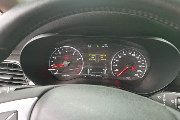 Used BYD Song MAX 2019 1.5T Automatic Smart Connect Prestige 7-Seater China VI Standard Instrument Cluster