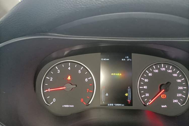 Used BYD Song MAX 2019 1.5T Manual Smart Connect Ruiyi Sunroof Model 7 Seats China VI Standard Instrument Cluster