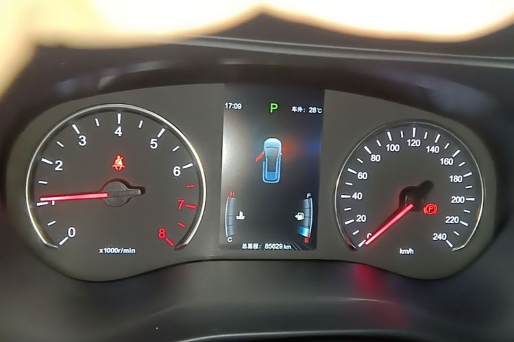 Used BYD Song MAX 2019 1.5T Automatic Smart Connect Ruiyi Model 6-Seater China V Standard Instrument Cluster