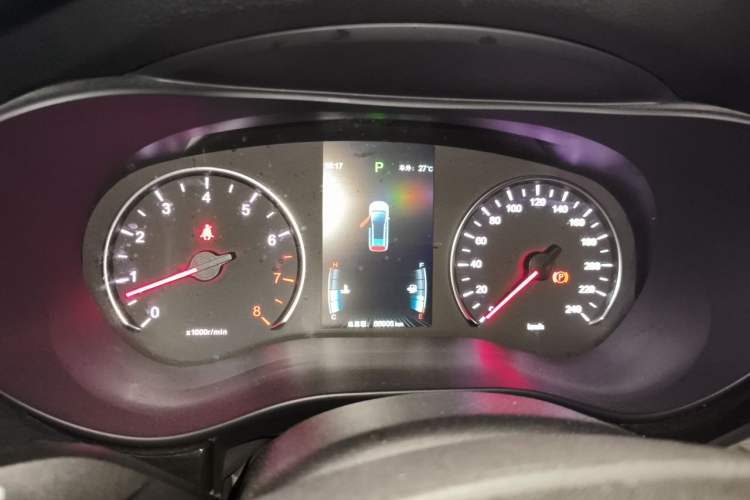 Used BYD Song MAX 2019 1.5T Automatic Smart Connect Ruiyi Sunroof Model 7 Seats China VI Standard Instrument Cluster