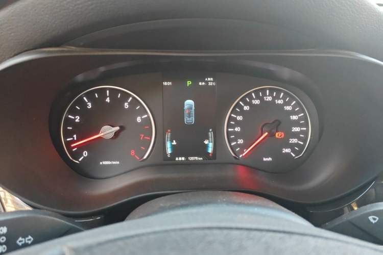Used BYD Song MAX 2019 1.5T Automatic Smart Connect Prestige Model 6 Seats China VI Standard Instrument Cluster
